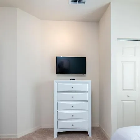 3299Ccp Townhouse Villa
